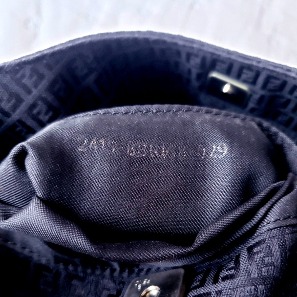 Fendi Zucchino shoulder bag - Picture 9 of 10